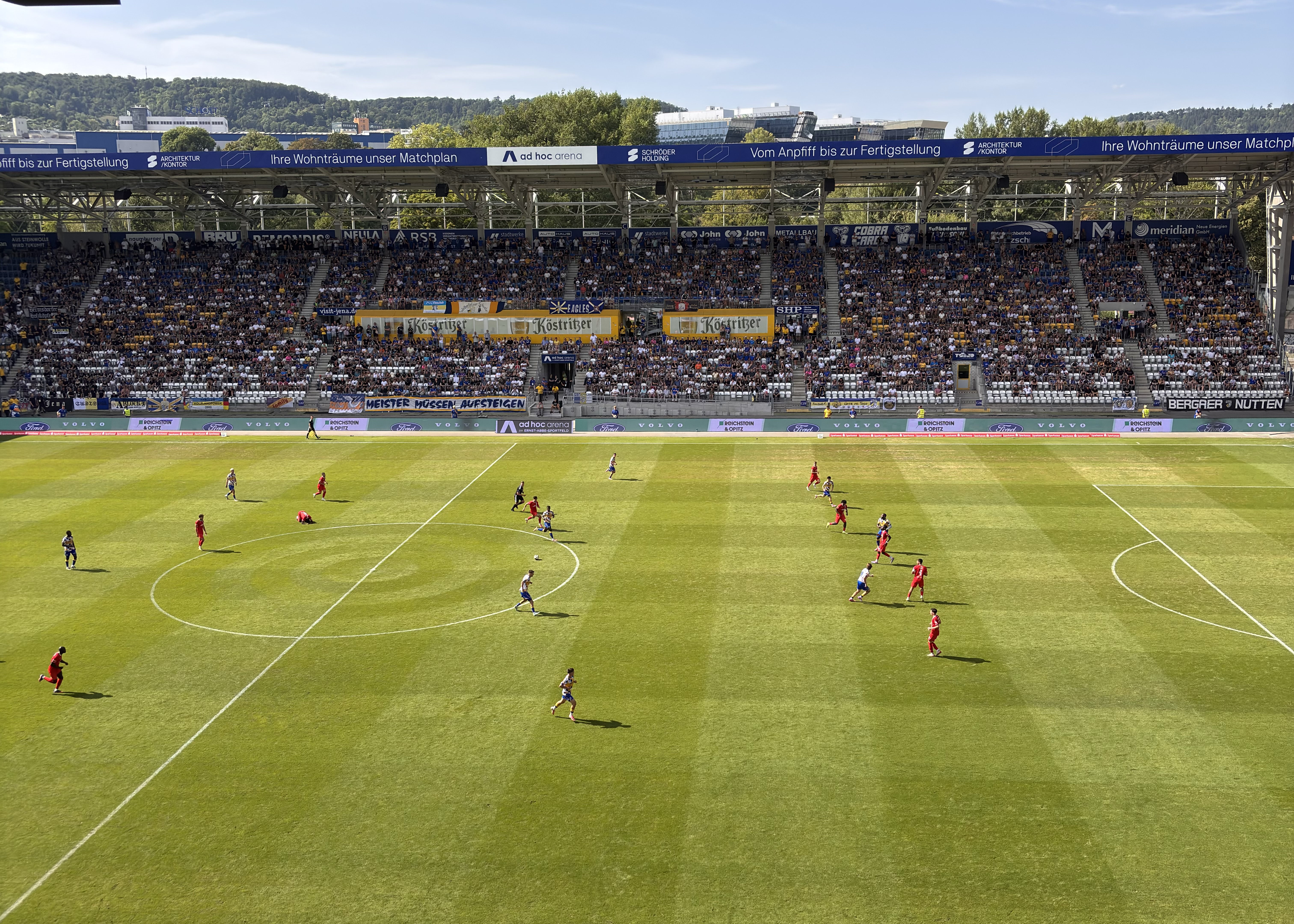 Der FC Carl Zeiss Jena im Thüringenderby gegen Rot-Weiß Erfurt